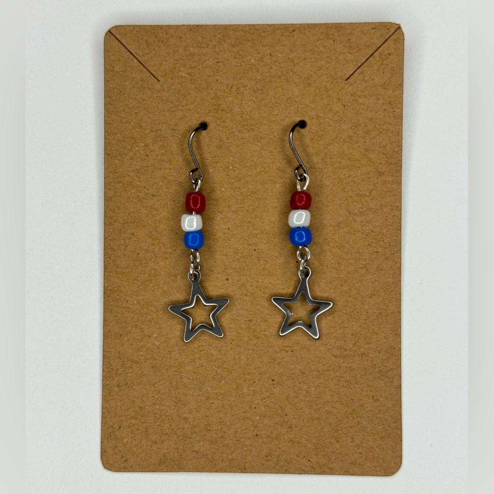 4th of July Earrings ❤️🤍💙